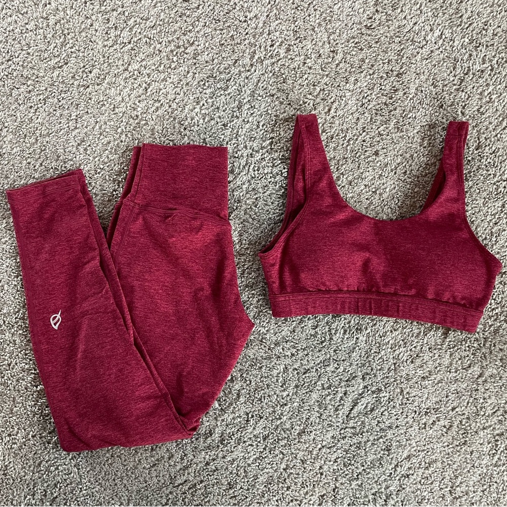 Ptula OG bare legging & bra set in S